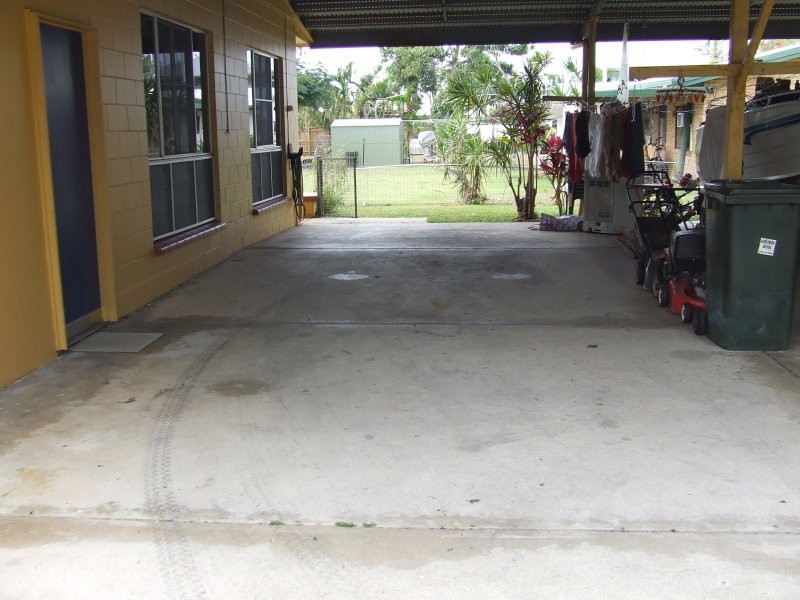 Unit 2/10 Raleigh Street, Cardwell QLD 4849