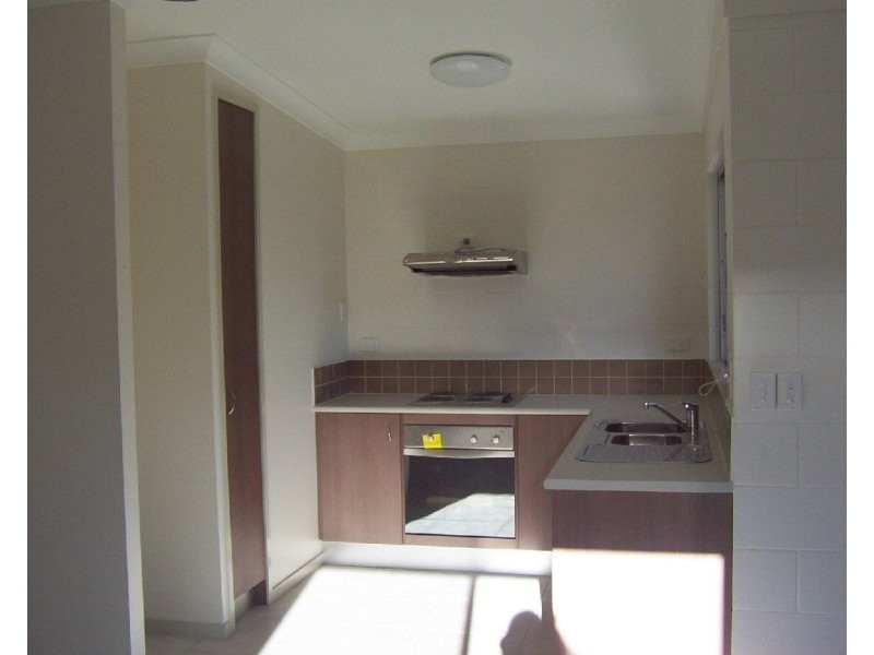 3/2 Toohey Street, Cardwell QLD 4849