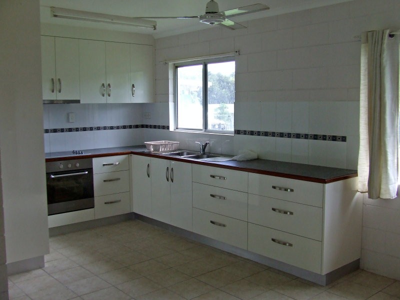 154 Bowen Street, Cardwell QLD 4849