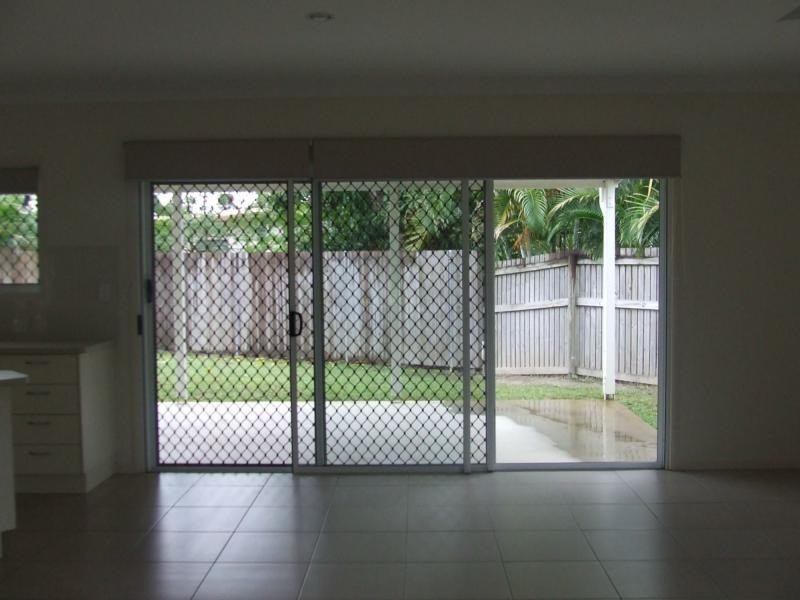 2/2 Winter Street, Cardwell QLD 4849