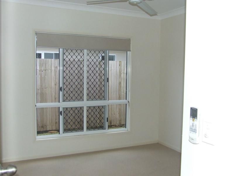2/2 Winter Street, Cardwell QLD 4849