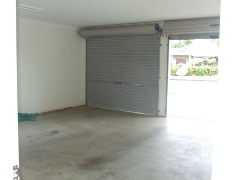2/2 Winter Street, Cardwell QLD 4849