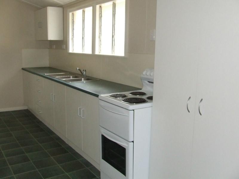 24 Jamieson Street, Cardwell QLD 4849