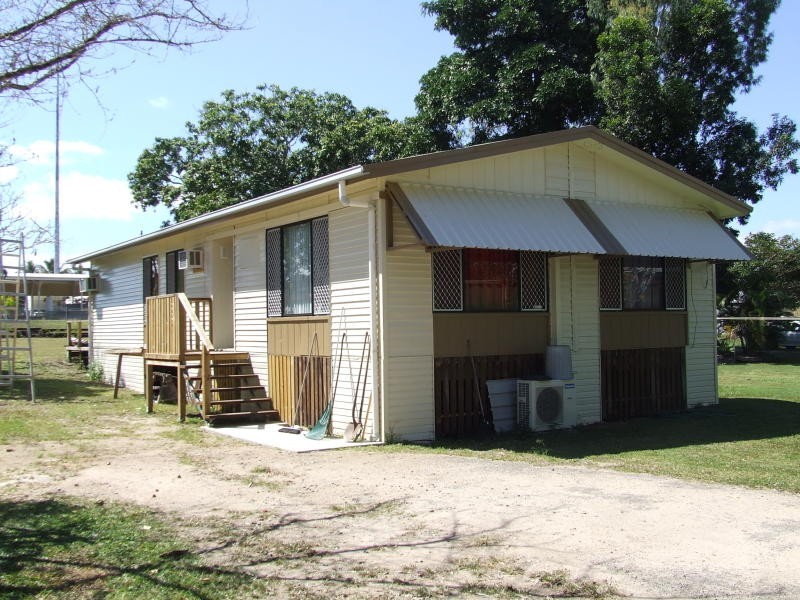 60 Roma Street, Cardwell QLD 4849