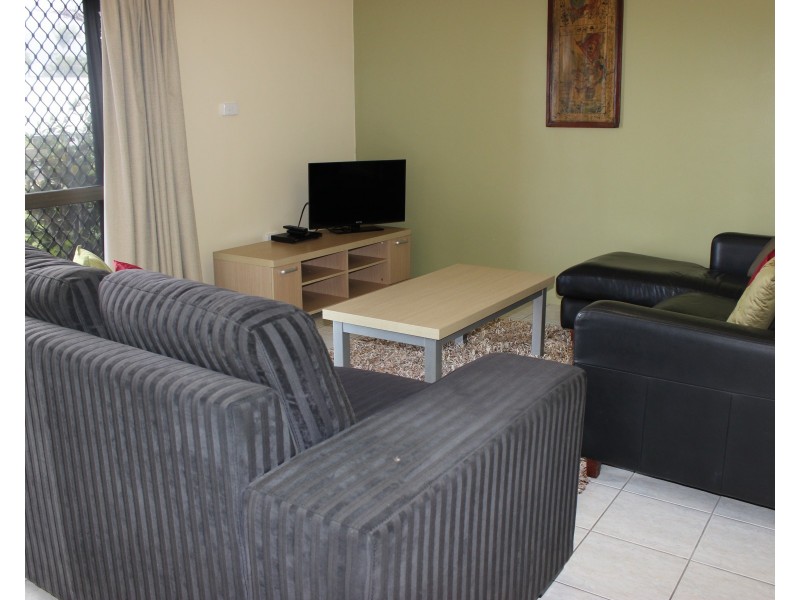 4/160 Victoria Street, Cardwell QLD 4849