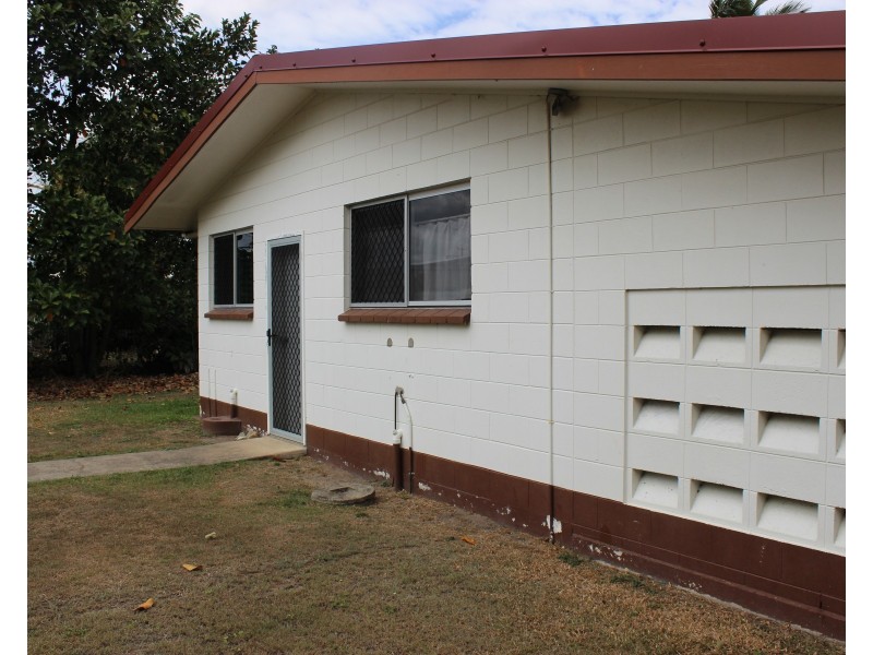 1 Teitzel Close, Cardwell QLD 4849