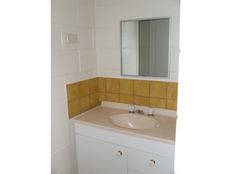 1 Teitzel Close, Cardwell QLD 4849
