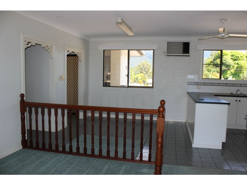 Unit/129 Victoria Street, Cardwell QLD 4849