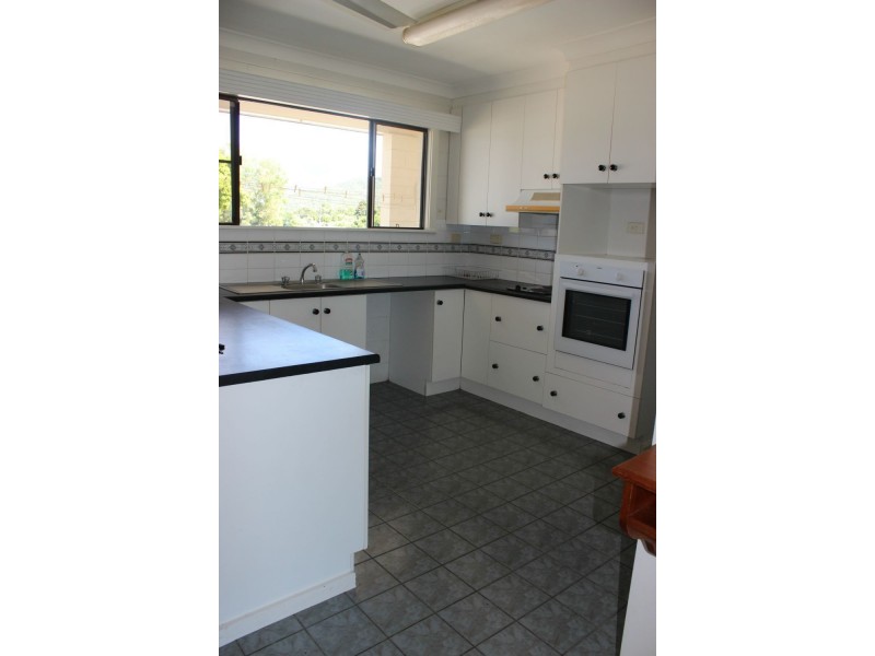 Unit/129 Victoria Street, Cardwell QLD 4849