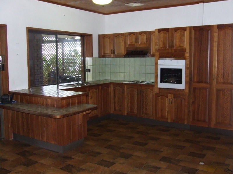 16 White Street, Cardwell QLD 4849