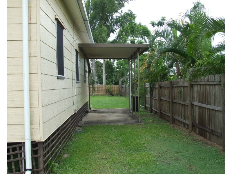 2/46 Gregory Street, Cardwell QLD 4849