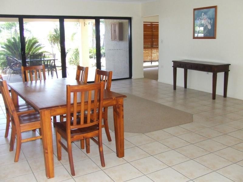6 Poinciana Boulevard, Cardwell QLD 4849
