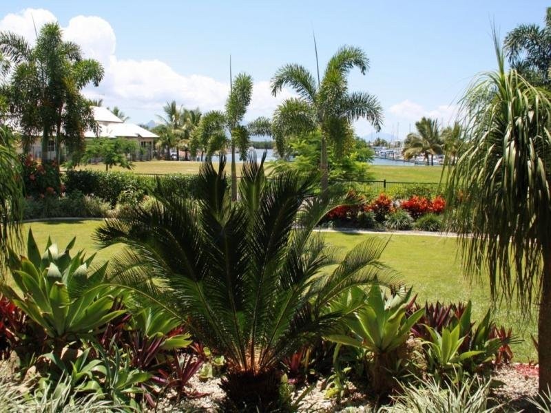 6 Poinciana Boulevard, Cardwell QLD 4849