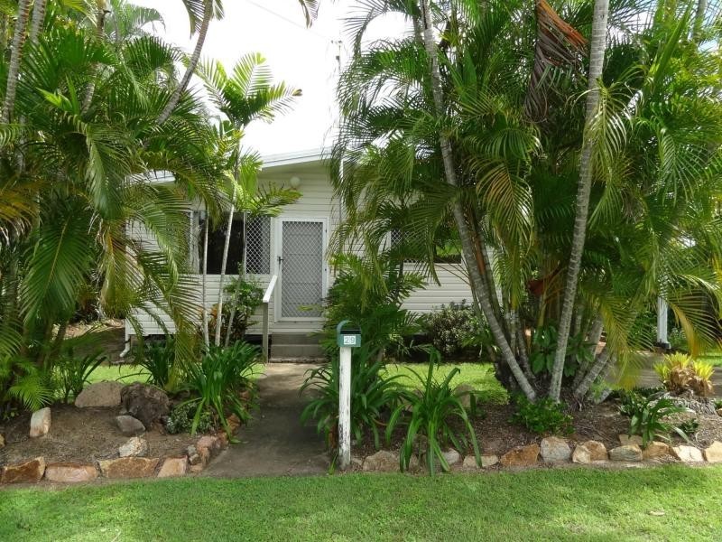 29 Jamieson Street, Cardwell QLD 4849