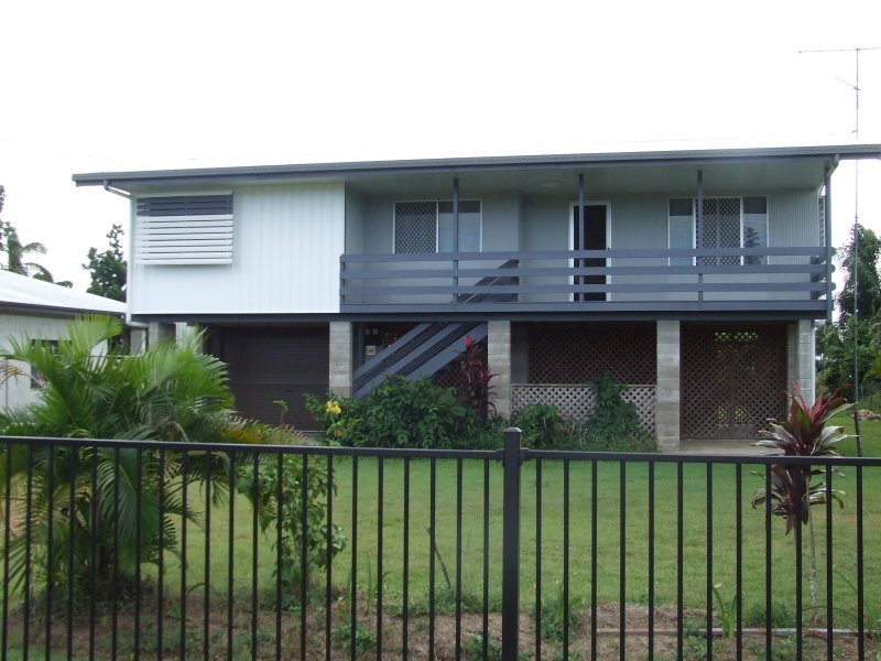 14 Landsdown Street, Cardwell QLD 4849