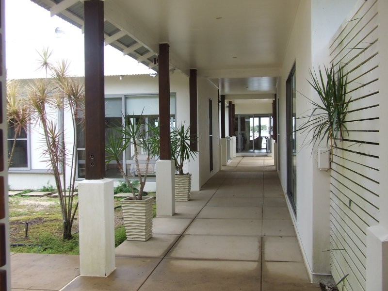 1 Allamanda Lane, Cardwell QLD 4849