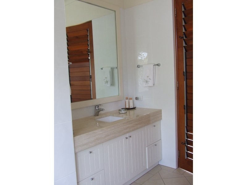 1 Allamanda Lane, Cardwell QLD 4849