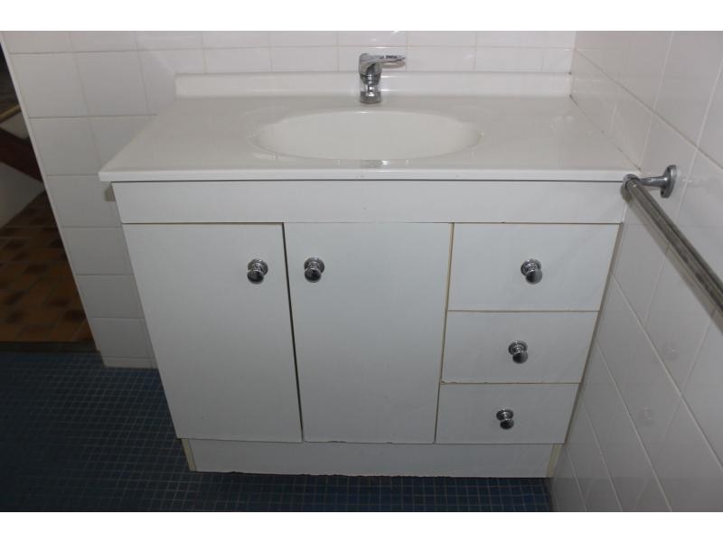 100 Bowen Street, Cardwell QLD 4849