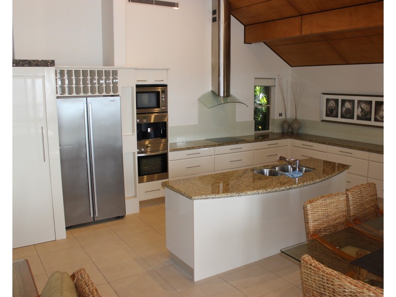 105 Keith Williams Drive, Cardwell QLD 4849