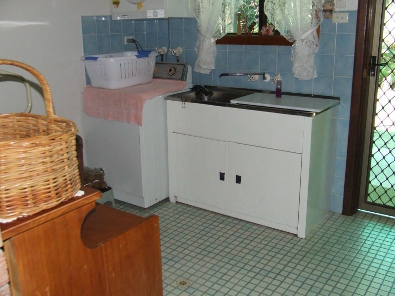 18 Gregory Street, Cardwell QLD 4849