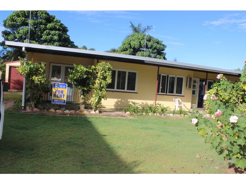 2/4 Jamieson Street, Cardwell QLD 4849