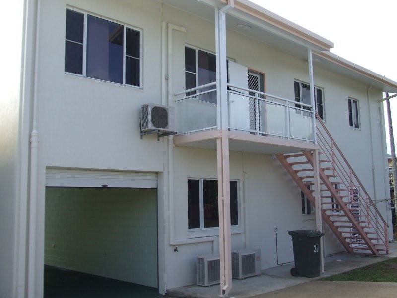 37 Marine Parade, Cardwell QLD 4849