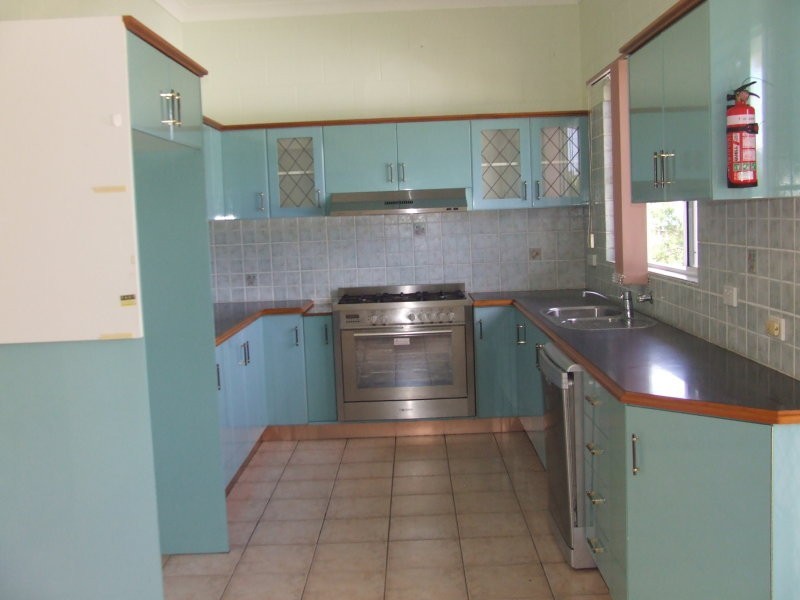37 Marine Parade, Cardwell QLD 4849