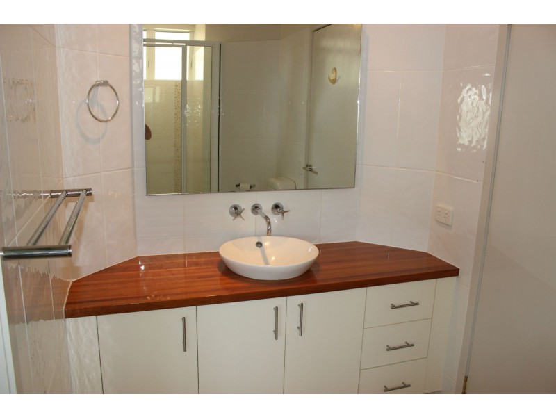15/20-24 Poinciana Boulevard, Cardwell QLD 4849