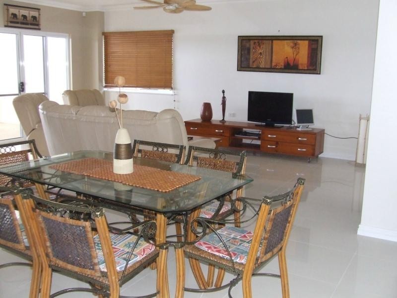 1/27 Poinciana Boulevard, Cardwell QLD 4849