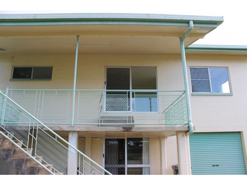 2/71 Roma Street, Cardwell QLD 4849