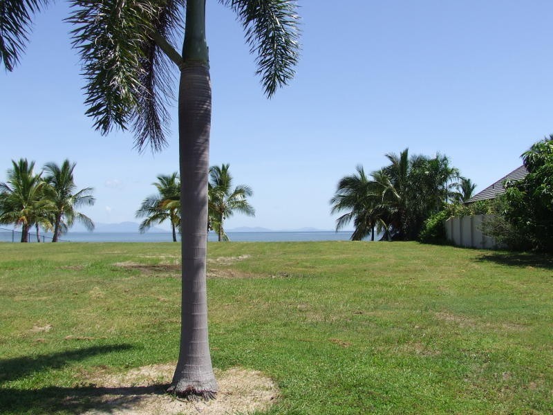 103 Keith Williams Drive, Cardwell QLD 4849