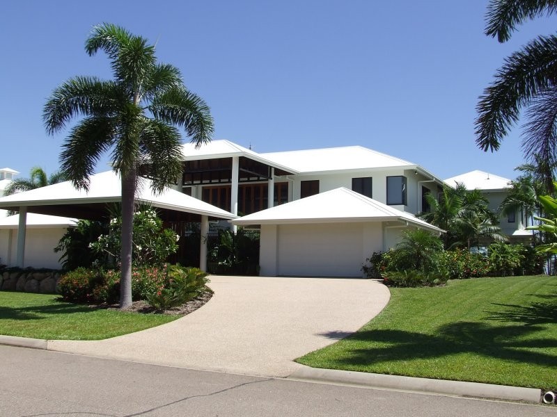 103 Keith Williams Drive, Cardwell QLD 4849