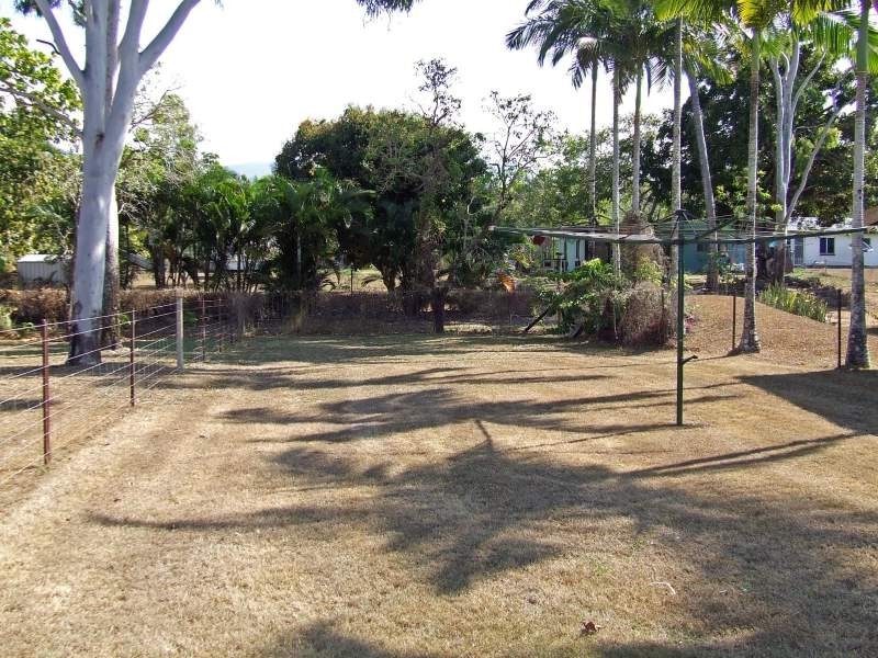 191 Victoria Street, Cardwell QLD 4849