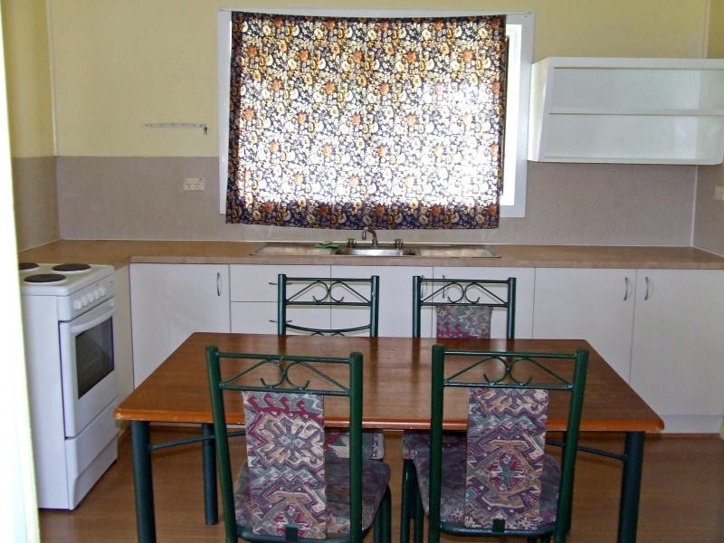 191 Victoria Street, Cardwell QLD 4849