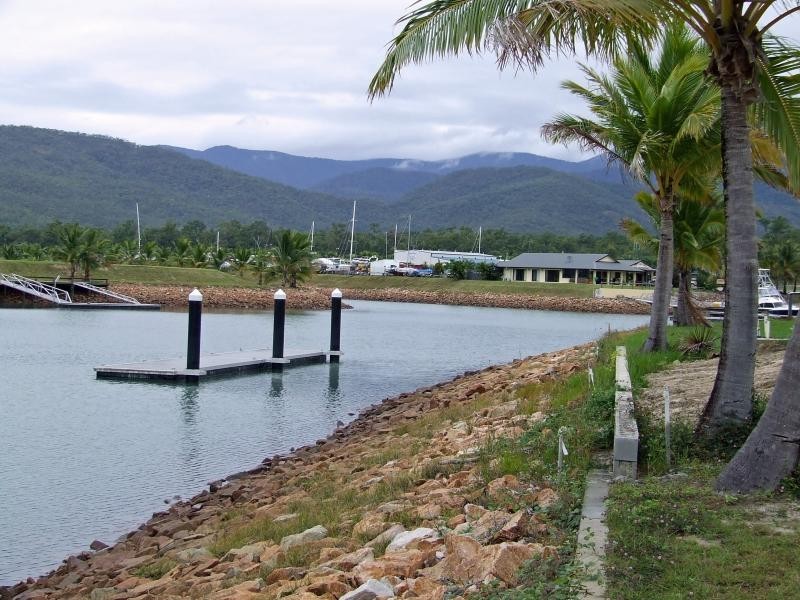 24 Royal Palm Avenue, Cardwell QLD 4849