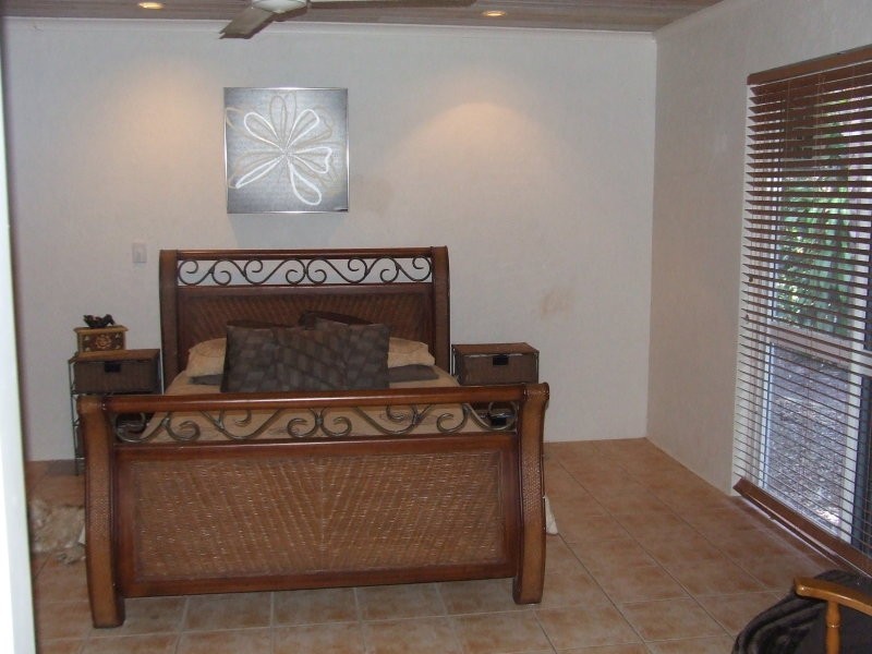 4 Edmondson Close, Cardwell QLD 4849