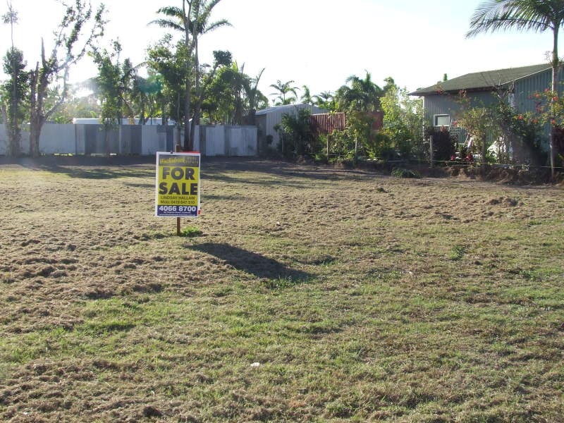 12 St Albans Street, Cardwell QLD 4849