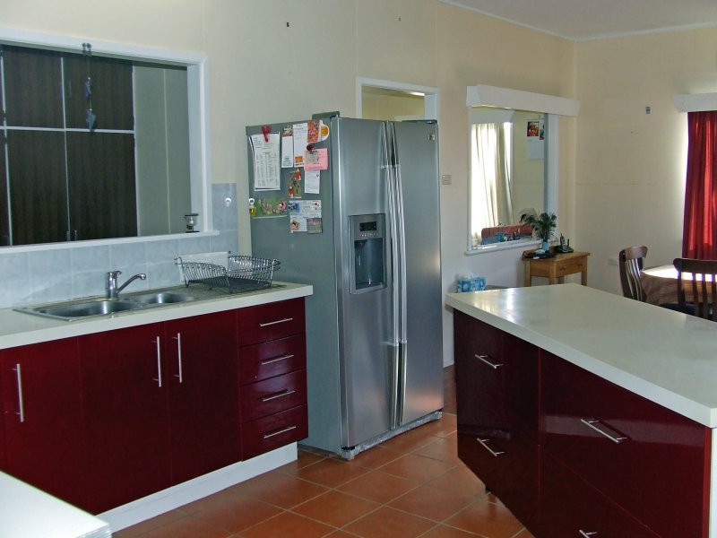 10 Toohey Street, Cardwell QLD 4849