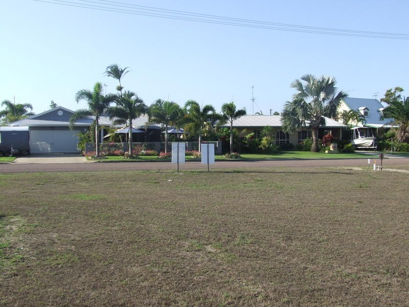 1 Albert Street, Cardwell QLD 4849