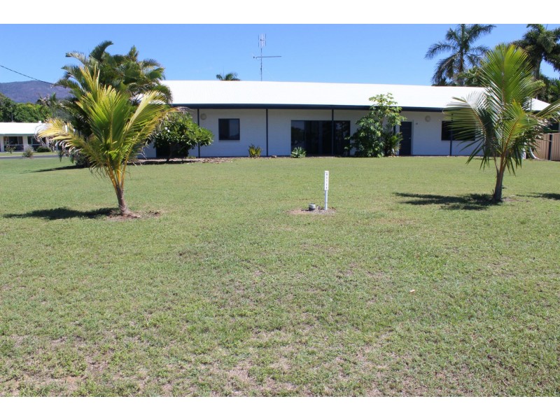 45 Marine Parade, Cardwell QLD 4849