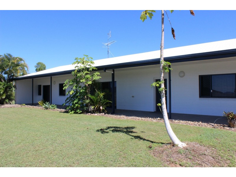 45 Marine Parade, Cardwell QLD 4849