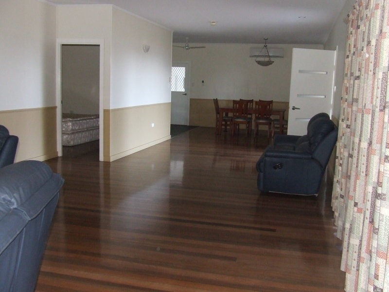 45 Marine Parade, Cardwell QLD 4849