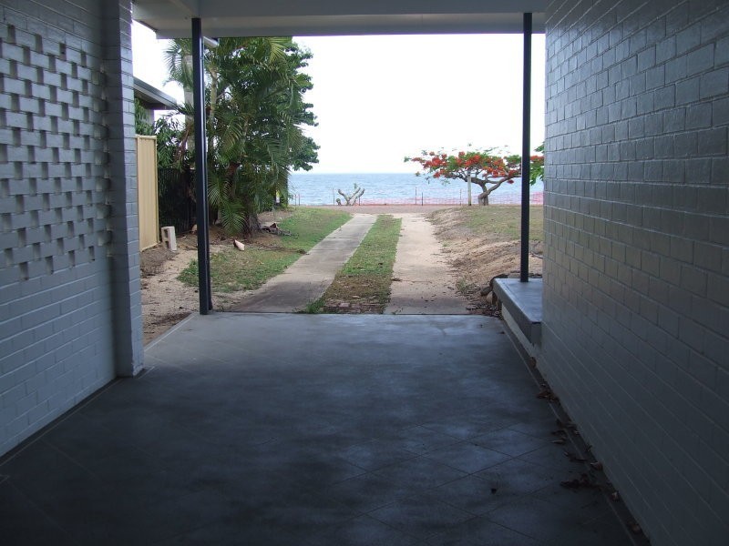 45 Marine Parade, Cardwell QLD 4849