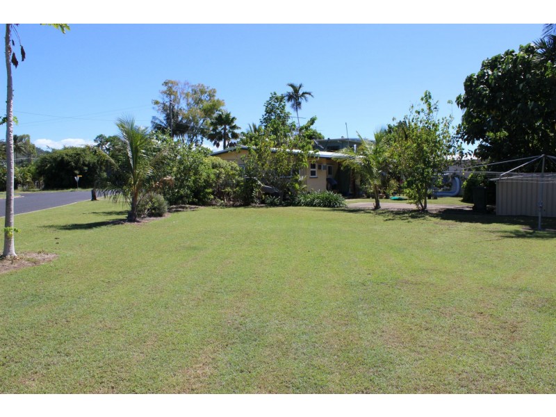 45 Marine Parade, Cardwell QLD 4849