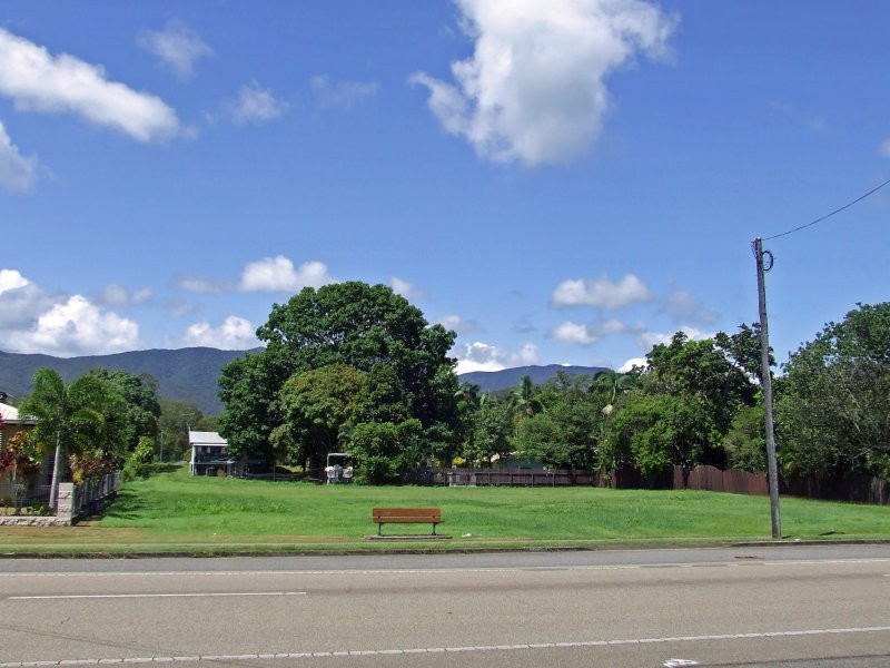 167 Victoria Street, Cardwell QLD 4849