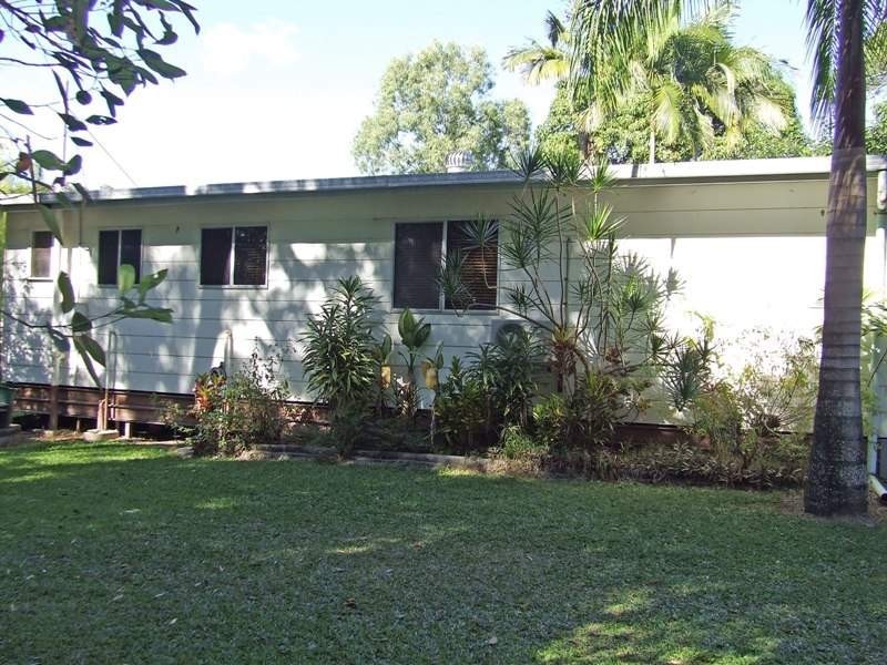 55371 Bruce Highway, Cardwell QLD 4849