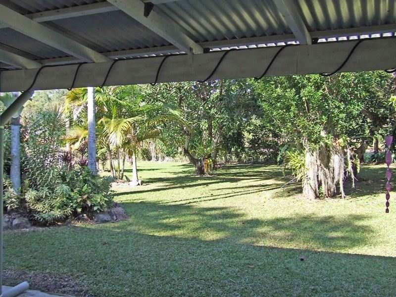 55371 Bruce Highway, Cardwell QLD 4849