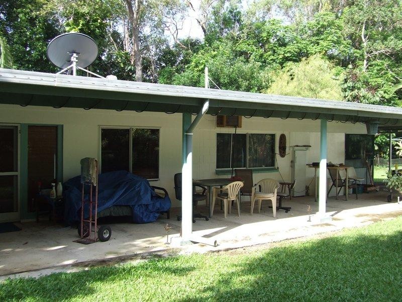 55371 Bruce Highway, Cardwell QLD 4849