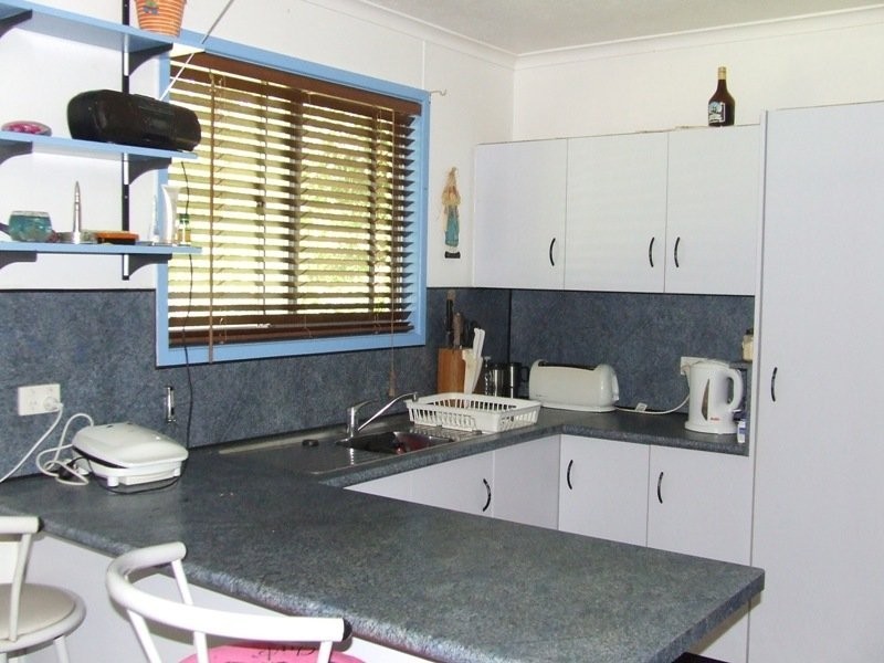 55371 Bruce Highway, Cardwell QLD 4849