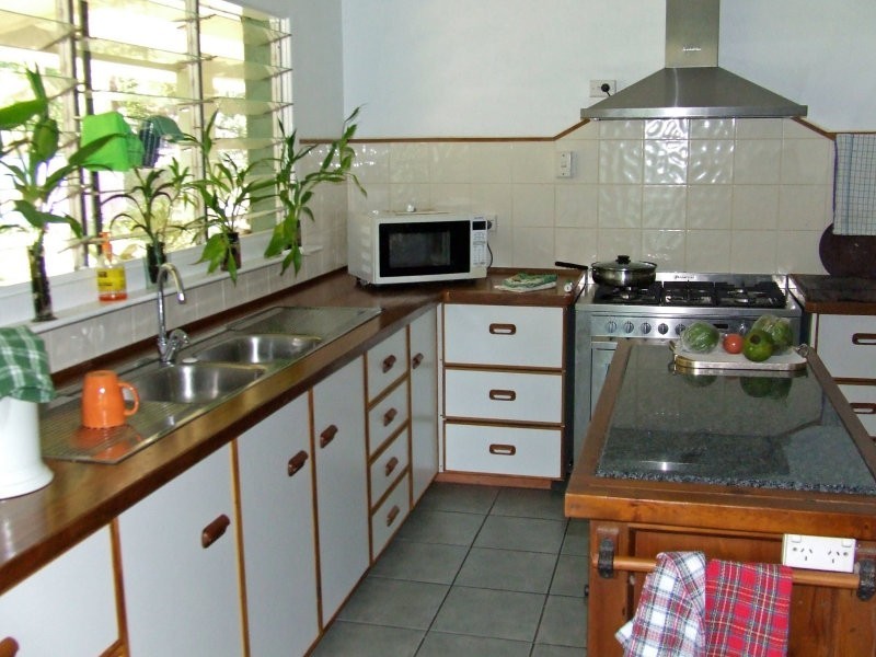 7 Ronlund Road, Murray Upper QLD 4854